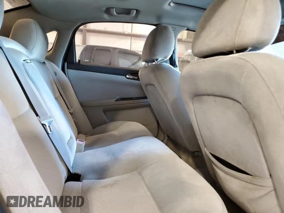 ✅ 2014 Chevrolet Impala LT • VIN: 2G1WB5E32E1147168 • Лот: 86308975. Опубликован ранее на Copart с пробегом 268 594 миль. Бесплатный доступ к архиву аукционных продаж из США и подробный отчёт об истории автомобиля на DreamBid. Изображение 10.