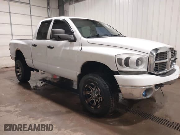 ✅ 2007 Dodge 2500 SLT • VIN: 1D7KS28C87J567211 • Lot: 41344967. Listed on IAAI with 194,618 mi. Free auction sales archive from the USA and detailed vehicle history report at DreamBid. Image 1.