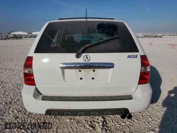 ✅ 2003 Acura MDX Touring • VIN: 2HNYD18693H527700 • Lot: 84438275. Wystawiony na Copart z przebiegiem 274 349 mil. Bezpłatny archiwum sprzedaży aukcyjnych z USA i szczegółowy raport historii pojazdu na DreamBid. Zdjęcie 6.