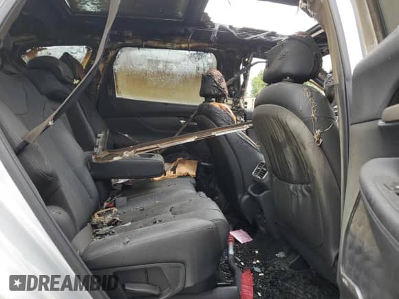 2019 Hyundai Santa Fe Limited z VIN 5NMS5CAA4KH099511, wystawiony jako Copart lot #69178255 z przebiegiem Nie podano mil oraz Nie do naprawy • Non repairable. Historia ofert i sprzedaży dostępna na DreamBid. Obrazek 11.