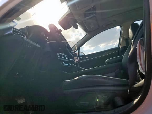 ✅ 2023 Kia K5 EX • VIN: 5XXG34J21PG194155 • Lot: 84572605. Listed on Copart with 26,095 mi. Free auction sales archive from the USA and detailed vehicle history report at DreamBid. Image 7.