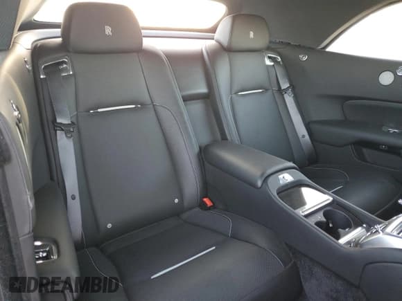 ✅ 2020 Rolls-Royce Dawn • VIN: SCAXZ8C09LU202371 • Lot: 77817664. Wystawiony na Copart z przebiegiem 9 798 mil. Bezpłatny archiwum sprzedaży aukcyjnych z USA i szczegółowy raport historii pojazdu na DreamBid. Zdjęcie 10.