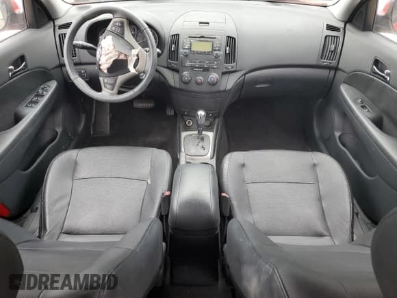 ✅ 2011 Hyundai Elantra SE • VIN: KMHDC8AE4BU093310 • Lot: 67741835. Listed on Copart with 80,464 mi. Free auction sales archive from the USA and detailed vehicle history report at DreamBid. Image 8.