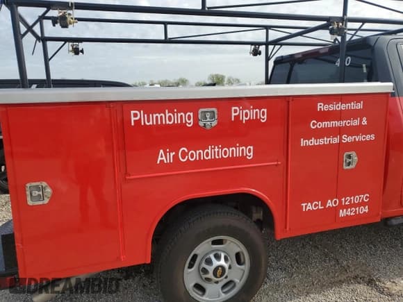 ✅ 2024 Chevrolet Silverado 1500 • VIN: 1GB4WLE76RF379785 • Лот: 50185465. Опубликован ранее на Copart с пробегом 3 851 миль. Бесплатный доступ к архиву аукционных продаж из США и подробный отчёт об истории автомобиля на DreamBid. Изображение 10.