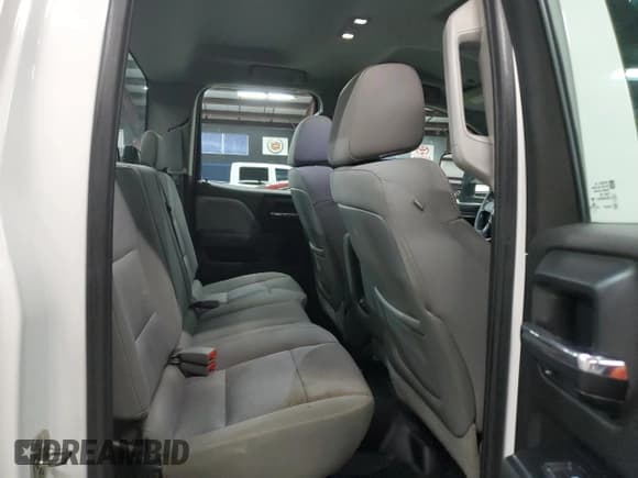 ✅ 2015 Chevrolet Silverado 2500HD Work Truck • VIN: 1GC2CUEG8FZ558244 • Lot: 91865775. Wystawiony na Copart z przebiegiem 201 743 mil. Bezpłatny archiwum sprzedaży aukcyjnych z USA i szczegółowy raport historii pojazdu na DreamBid. Zdjęcie 10.