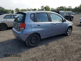 ✅ 2008 Chevrolet Aveo LS • VIN: KL1TD66628B074785 • Lot: 66278805. Wystawiony na Copart z przebiegiem 22 182 mil. Bezpłatny archiwum sprzedaży aukcyjnych z USA i szczegółowy raport historii pojazdu na DreamBid. Zdjęcie 3.