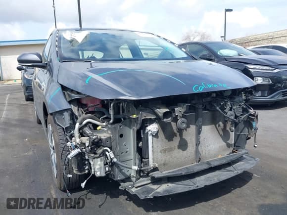 ✅ 2020 Toyota Prius LE • VIN: JTDKARFP0L3135979 • Лот: 41935189. Опубликован ранее на IAAI с пробегом 73 372 миль. Бесплатный доступ к архиву аукционных продаж из США и подробный отчёт об истории автомобиля на DreamBid. Изображение 6.