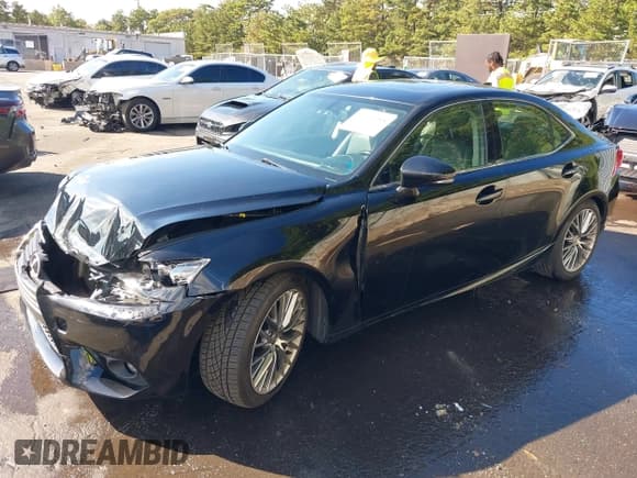 ✅ 2015 Lexus IS 250 • VIN: JTHBF1D26F5068595 • Lot: 43299958. Wystawiony na IAAI z przebiegiem 110 870 mil. Bezpłatny archiwum sprzedaży aukcyjnych z USA i szczegółowy raport historii pojazdu na DreamBid. Zdjęcie 2.