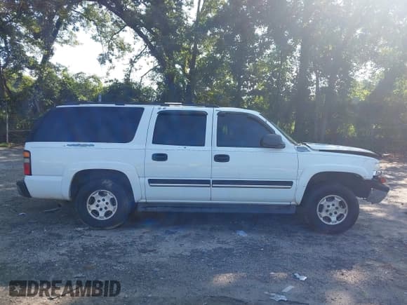 ✅ 2006 Chevrolet Suburban LS 1WT • VIN: 1GNEC16Z26J155801 • Лот: 42883293. Опубликован ранее на IAAI с пробегом 148 858 миль. Бесплатный доступ к архиву аукционных продаж из США и подробный отчёт об истории автомобиля на DreamBid. Изображение 13.