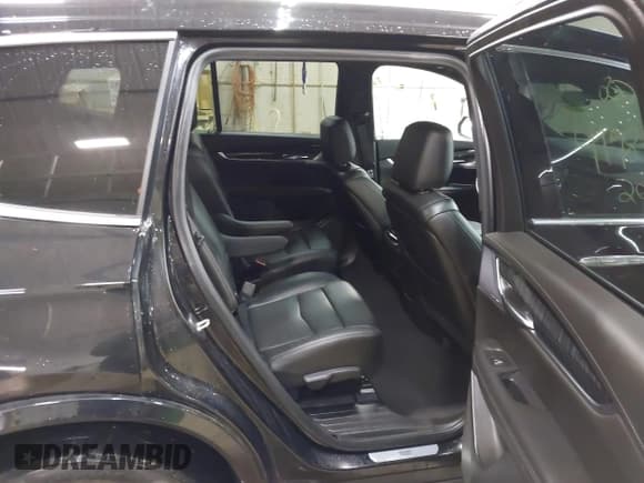 ✅ 2020 Cadillac XT6 AWD Premium Luxury • VIN: 1GYKPDRS3LZ101138 • Lot: 41984170. Listed on IAAI with 60,286 mi. Free auction sales archive from the USA and detailed vehicle history report at DreamBid. Image 8.