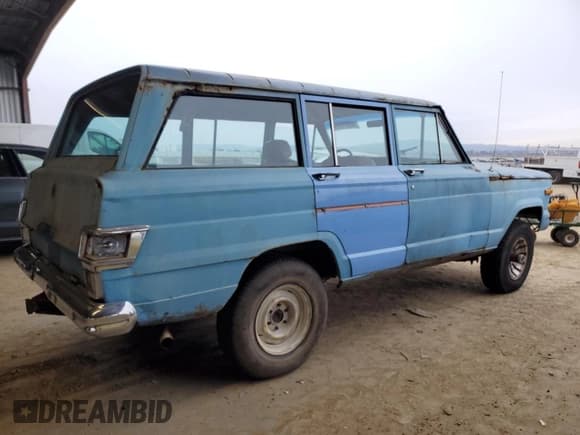✅ 1974 Jeep Grand Wagoneer • VIN: J4A144CN55100 • Lot: 44961375. Listed on Copart with Not provided. Free auction sales archive from the USA and detailed vehicle history report at DreamBid. Image 3.