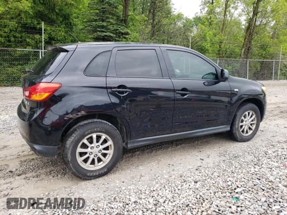 ✅ 2014 Mitsubishi Outlander Sport ES • VIN: 4A4AH3AU5EE603349 • Lot: 57642415. Wystawiony na Copart z przebiegiem 217 378 mil. Bezpłatny archiwum sprzedaży aukcyjnych z USA i szczegółowy raport historii pojazdu na DreamBid. Zdjęcie 3.