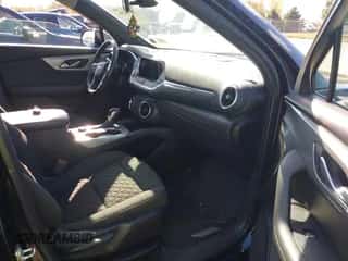 2020 Chevrolet Blazer LT z VIN 3GNKBHRS6LS599061, wystawiony jako IAAI lot #43363289 z przebiegiem 90 694 mil mil oraz . Historia ofert i sprzedaży dostępna na DreamBid. Obrazek 5.