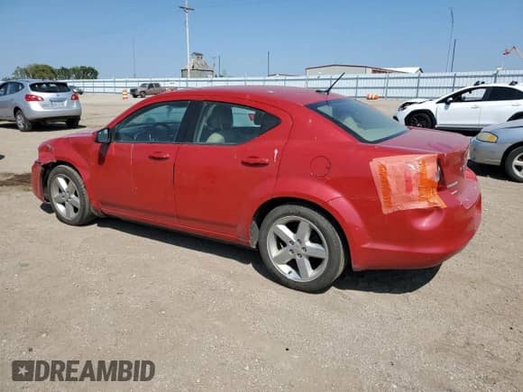 2011 Dodge Avenger Lux z VIN 1B3BD2FG2BN550272, wystawiony jako Copart lot #69102694 z przebiegiem 151 228 mil mil oraz Czysty tytuł • Clean title. Historia ofert i sprzedaży dostępna na DreamBid. Obrazek 2.