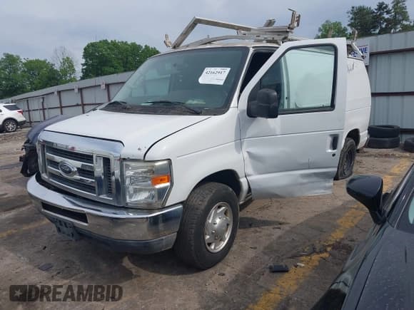 ✅ 2011 Ford Econoline Cargo Commercial • VIN: 1FTNE2ELXBDB13360 • Lot: 42162917. Listed on IAAI with 283,697 mi. Free auction sales archive from the USA and detailed vehicle history report at DreamBid. Image 2.