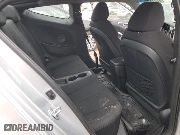 ✅ 2016 Hyundai Veloster Tech • VIN: KMHTC6AD4GU279377 • Lot: 44011755. Wystawiony na Copart z przebiegiem 78 966 mil. Bezpłatny archiwum sprzedaży aukcyjnych z USA i szczegółowy raport historii pojazdu na DreamBid. Zdjęcie 10.