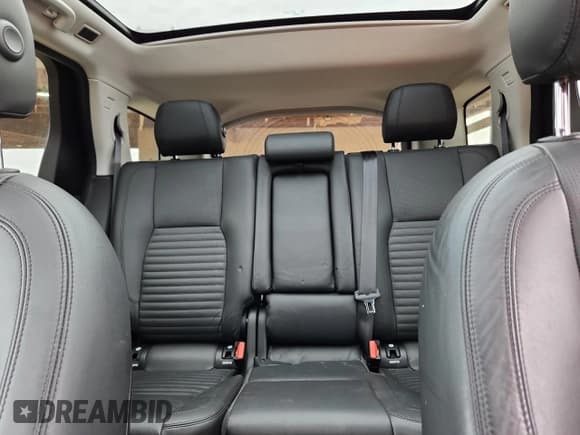 ✅ 2017 Land Rover Discovery Sport HSE Luxury • VIN: SALCT2BG2HH649315 • Lot: 70217055. Listed on Copart with 49,648 mi. Free auction sales archive from the USA and detailed vehicle history report at DreamBid. Image 10.