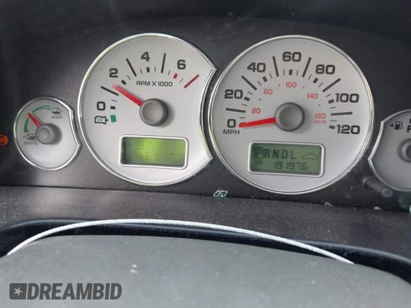 ✅ 2006 Ford Escape Hybrid • VIN: 1FMCU96H26KA58171 • Lot: 42557943. Listed on IAAI with 191,976 mi. Free auction sales archive from the USA and detailed vehicle history report at DreamBid. Image 7.