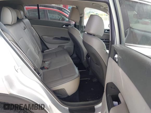 ✅ 2017 Kia Sportage EX • VIN: KNDPN3AC2H7177288 • Lot: 43924293. Listed on IAAI with 135,378 mi. Free auction sales archive from the USA and detailed vehicle history report at DreamBid. Image 8.