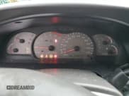 ✅ 2001 Toyota Sequoia SR5 • VIN: 5TDBT44A51S033200 • Лот: 92439515. Опубликован ранее на Copart с пробегом 370 527 миль. Бесплатный доступ к архиву аукционных продаж из США и подробный отчёт об истории автомобиля на DreamBid. Изображение 9.