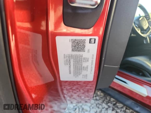 ✅ 2022 Chevrolet Corvette 1LT • VIN: 1G1YA2D47N5118090 • Lot: 68871795. Wystawiony na Copart z przebiegiem Nie podano. Bezpłatny archiwum sprzedaży aukcyjnych z USA i szczegółowy raport historii pojazdu na DreamBid. Zdjęcie 14.