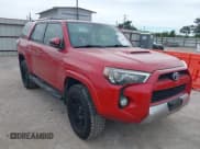 ✅ 2018 Toyota 4Runner SR5 • VIN: JTEBU5JR8J5609327 • Лот: 42693497. Опубликован ранее на IAAI с пробегом 80 515 миль. Бесплатный доступ к архиву аукционных продаж из США и подробный отчёт об истории автомобиля на DreamBid. Изображение 1.