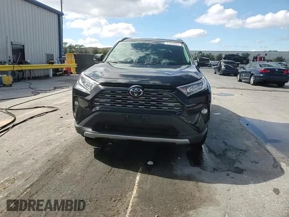 ✅ 2019 Toyota RAV4 Limited • VIN: JTMN1RFV1KD505552 • Lot: 87029965. Wystawiony na Copart z przebiegiem 81 795 mil. Bezpłatny archiwum sprzedaży aukcyjnych z USA i szczegółowy raport historii pojazdu na DreamBid. Zdjęcie 14.