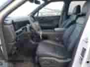 2025 Hyundai Santa Fe Calligraphy с VIN 5NMP54G10SH035422, выставлен на аукционе Copart как лот 44254455 с пробегом 537 миль миль и Списание • Salvage title. История ставок и продаж доступна на DreamBid. Изображение 7.