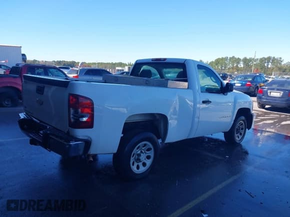 ✅ 2008 Chevrolet Silverado 1500 Work Truck • VIN: 1GCEC14048Z145725 • Lot: 43561077. Listed on IAAI with 122,806 mi. Free auction sales archive from the USA and detailed vehicle history report at DreamBid. Image 4.