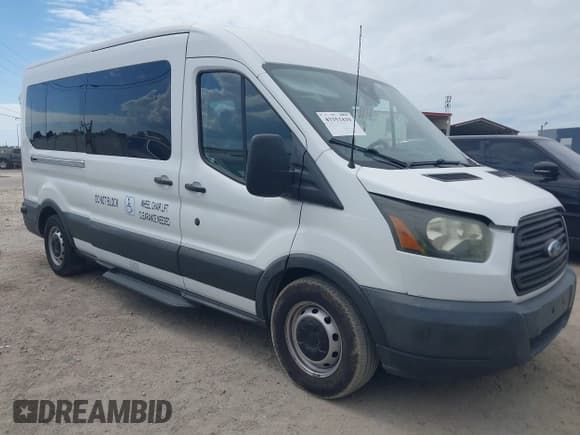 ✅ 2015 Ford Transit XLT • VIN: 1FBAX2CG0FKA48880 • Лот: 43353439. Опубликован ранее на IAAI с пробегом 68 847 миль. Бесплатный доступ к архиву аукционных продаж из США и подробный отчёт об истории автомобиля на DreamBid. Изображение 1.