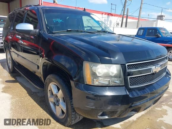 2008 Chevrolet Tahoe 2LT with VIN 1GNFC13098R136161, listed as a IAAI auction lot 42250146 with 328,795 mi miles and . Bid and sale history available at DreamBid. Image 6.