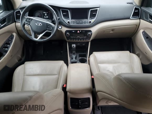 ✅ 2017 Hyundai Tucson Sport • VIN: KM8J3CA20HU325518 • Лот: 92078715. Опубликован ранее на Copart с пробегом 114 288 миль. Бесплатный доступ к архиву аукционных продаж из США и подробный отчёт об истории автомобиля на DreamBid. Изображение 8.