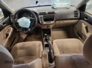 ✅ 2003 Honda Civic Hybrid • VIN: JHMES95643S021619 • Lot: 93692775. Wystawiony na Copart z przebiegiem Nie podano. Bezpłatny archiwum sprzedaży aukcyjnych z USA i szczegółowy raport historii pojazdu na DreamBid. Zdjęcie 8.