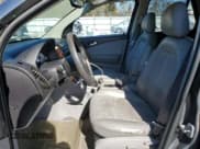 ✅ 2007 Saturn VUE V6 • VIN: 5GZCZ53467S867379 • Lot: 45383855. Wystawiony na Copart z przebiegiem 108 838 mil. Bezpłatny archiwum sprzedaży aukcyjnych z USA i szczegółowy raport historii pojazdu na DreamBid. Zdjęcie 7.