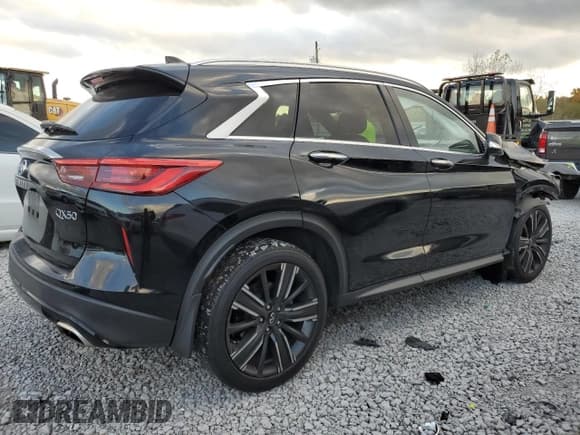 ✅ 2021 Infiniti QX50 Luxe • VIN: 3PCAJ5BA6MF115956 • Lot: 91330645. Wystawiony na Copart z przebiegiem 93 123 mil. Bezpłatny archiwum sprzedaży aukcyjnych z USA i szczegółowy raport historii pojazdu na DreamBid. Zdjęcie 3.