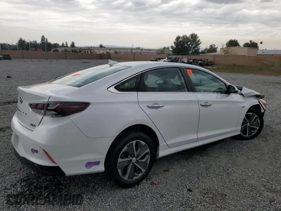 ✅ 2019 Hyundai Sonata • VIN: KMHE14L20KA091397 • Лот: 59568415. Опубликован ранее на Copart с пробегом 83 031 миль. Бесплатный доступ к архиву аукционных продаж из США и подробный отчёт об истории автомобиля на DreamBid. Изображение 3.