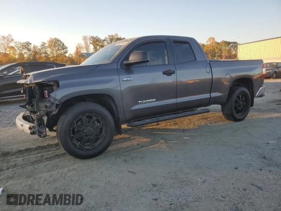 ✅ 2015 Toyota Tundra SR5 • VIN: 5TFRY5F15FX175180 • Lot: 90433195. Listed on Copart with 116,138 mi. Free auction sales archive from the USA and detailed vehicle history report at DreamBid. Image 1.