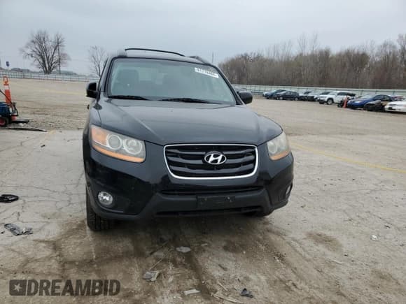 ✅ 2011 Hyundai Santa Fe SE • VIN: 5XYZHDAG6BG005381 • Lot: 81718484. Listed on Copart with 96,325 mi. Free auction sales archive from the USA and detailed vehicle history report at DreamBid. Image 5.