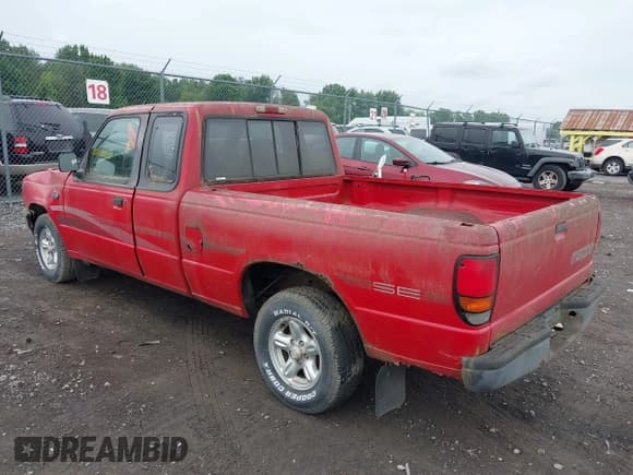 ✅ 1995 Mazda B-Series SE • VIN: 4F4CR16U3STM23330 • Lot: 42611256. Listed on IAAI with 190,761 mi. Free auction sales archive from the USA and detailed vehicle history report at DreamBid. Image 3.