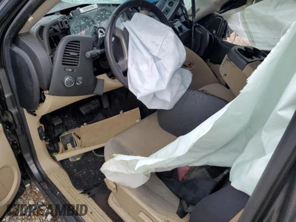 ✅ 2011 GMC Sierra 1500 SLE • VIN: 1GTR1VEA7BZ340358 • Lot: 60873355. Wystawiony na Copart z przebiegiem Nie podano. Bezpłatny archiwum sprzedaży aukcyjnych z USA i szczegółowy raport historii pojazdu na DreamBid. Zdjęcie 8.