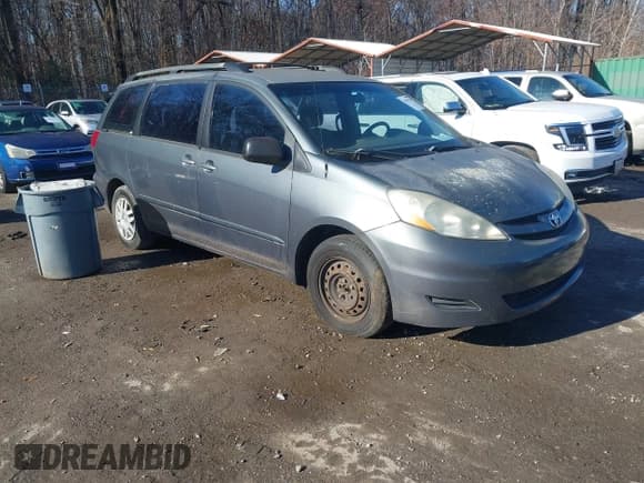 ✅ 2007 Toyota Sienna LE • VIN: 5TDZK23C67S064828 • Лот: 43825750. Опубликован ранее на IAAI с пробегом 167 290 миль. Бесплатный доступ к архиву аукционных продаж из США и подробный отчёт об истории автомобиля на DreamBid. Изображение 1.