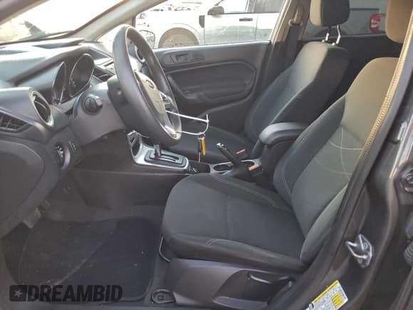 ✅ 2019 Ford Fiesta SE • VIN: 3FADP4EJXKM124112 • Lot: 94487175. Listed on Copart with 98,843 mi. Free auction sales archive from the USA and detailed vehicle history report at DreamBid. Image 7.