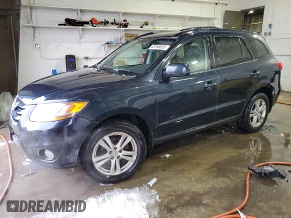 ✅ 2011 Hyundai Santa Fe Limited • VIN: 5XYZHDAGXBG046774 • Lot: 45156555. Listed on Copart with 119,975 mi. Free auction sales archive from the USA and detailed vehicle history report at DreamBid. Image 1.