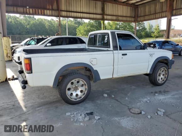 ✅ 1991 Mazda B-Series • VIN: JM2UF414XM0126845 • Lot: 66047765. Wystawiony na Copart z przebiegiem 125 531 mil. Bezpłatny archiwum sprzedaży aukcyjnych z USA i szczegółowy raport historii pojazdu na DreamBid. Zdjęcie 3.