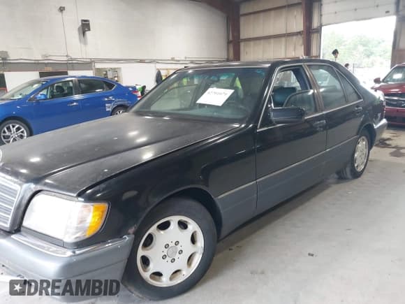 ✅ 1996 Mercedes-Benz S 320 • VIN: WDBGA32E1TA286606 • Lot: 42701079. Wystawiony na IAAI z przebiegiem Nie podano. Bezpłatny archiwum sprzedaży aukcyjnych z USA i szczegółowy raport historii pojazdu na DreamBid. Zdjęcie 13.