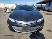 ✅ 2017 Chevrolet Volt LT • VIN: 1G1RC6S56HU154946 • Lot: 80541024. Wystawiony na Copart z przebiegiem 72 676 mil. Bezpłatny archiwum sprzedaży aukcyjnych z USA i szczegółowy raport historii pojazdu na DreamBid. Zdjęcie 5.