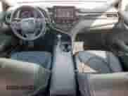 2022 Toyota Camry SE z VIN 4T1G11AK5NU669622, wystawiony jako Copart lot #81820025 z przebiegiem 38 414 mil mil oraz Szkoda całkowita • Salvage title. Historia ofert i sprzedaży dostępna na DreamBid. Obrazek 8.