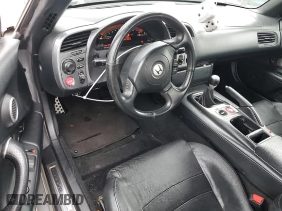 ✅ 2003 Honda S2000 • VIN: JHMAP11433T002429 • Lot: 81412054. Listed on Copart with 199,678 mi. Free auction sales archive from the USA and detailed vehicle history report at DreamBid. Image 8.