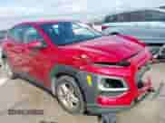 ✅ 2021 Hyundai Kona SE • VIN: KM8K12AA0MU639353 • Lot: 43053393. Wystawiony na IAAI z przebiegiem 122 995 mil mil. Skorzystaj z bezpłatnego archiwum sprzedaży aukcyjnych z USA i zobacz szczegółowy raport historii pojazdu na DreamBid. Zdjęcie 1.