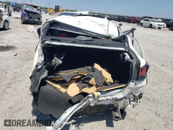 ✅ 2016 Lexus GS F • VIN: JTHBP1BL4GA000202 • Lot: 53181835. Listed on Copart with Not provided. Free auction sales archive from the USA and detailed vehicle history report at DreamBid. Image 6.